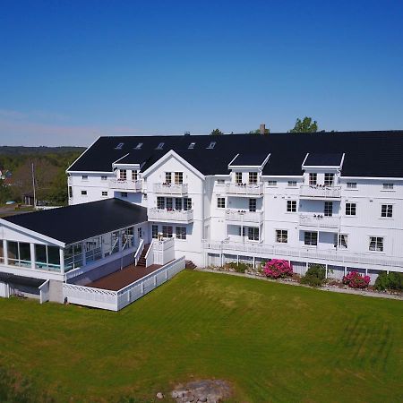 Arendal Herregaard Sommerstuer & Leiligheter Faervik Экстерьер фото