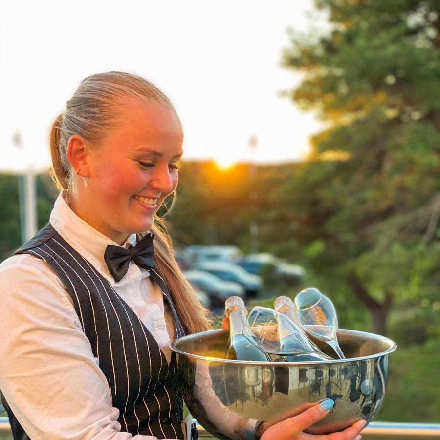 Arendal Herregaard Sommerstuer & Leiligheter Faervik Экстерьер фото