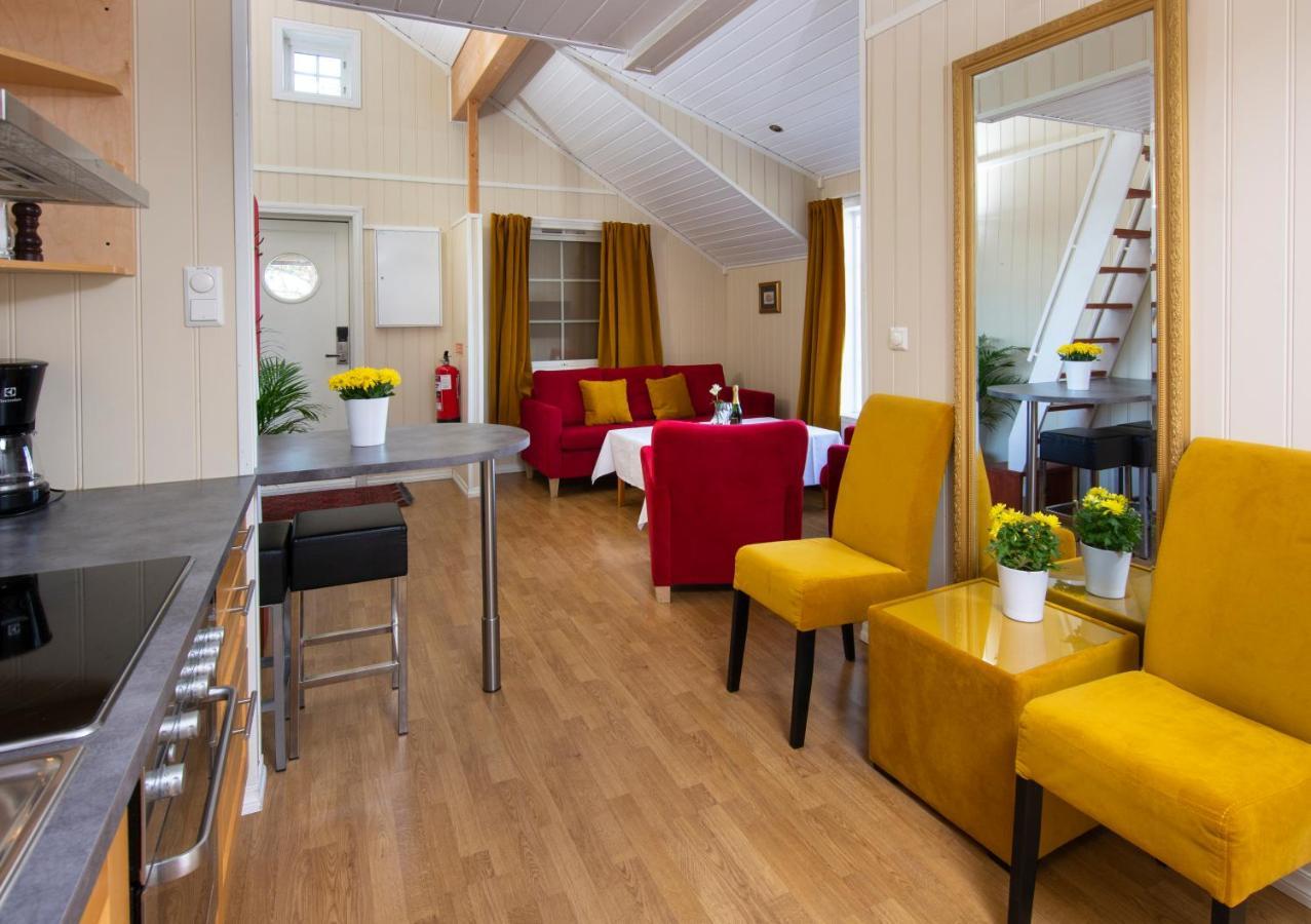 Arendal Herregaard Sommerstuer & Leiligheter Faervik Экстерьер фото